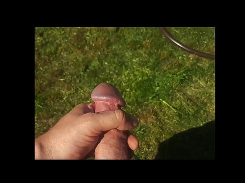 ❤️ Hot hottie får den rosa fitten hennes knullet og kommer med en sprut i en sommerhage ️❌ Porno ved no.porno-flix.ru ﹏