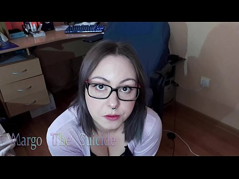 ❤️ Sexy jente med briller suger dildo dypt på kamera ️❌ Porno ved no.porno-flix.ru ﹏